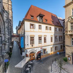 Hotell Cerny Slon